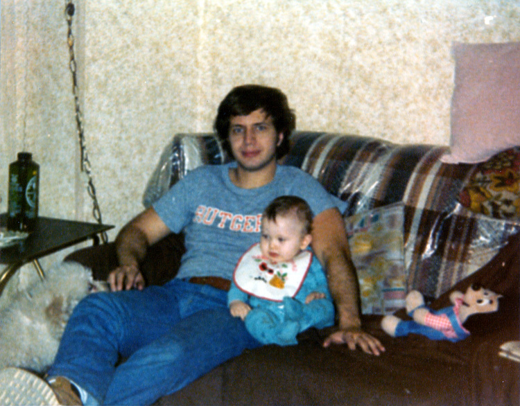 79-12-25, 03, Michael and Robet, Christmas, Belleville, NJ