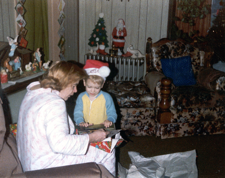 84-12-25, 04, Grandma and Brian, Belleville, NJ