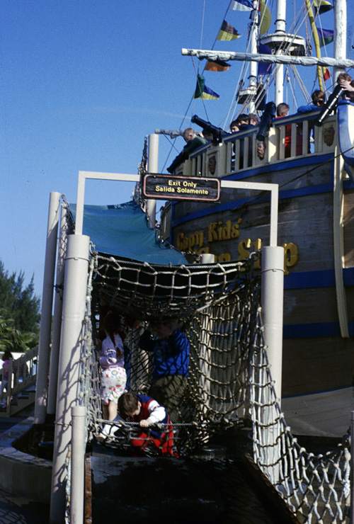 86-12-28, 03, Michael, Pirates' Ship at Sea World, Florida