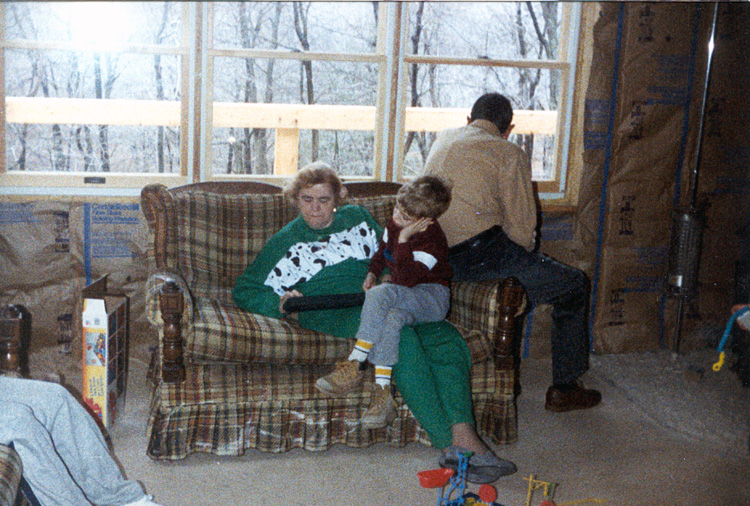 87-12-25, 109, Grandma, Brian and Tony, Christmas, PA