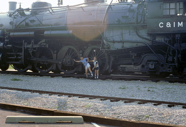 89-07-00, 20, Camping Trip, Railroad Museum, MO