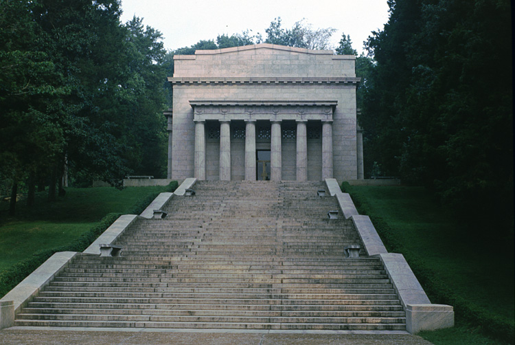 89-07-00, 26, Lincoln's Birthplace, Camping Trip, KY