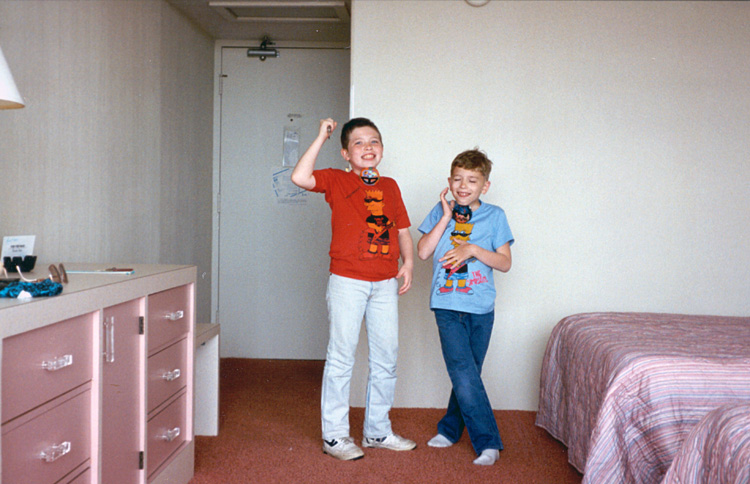 90-05-27, 05, Michael & Brian, Wildwood, NJ