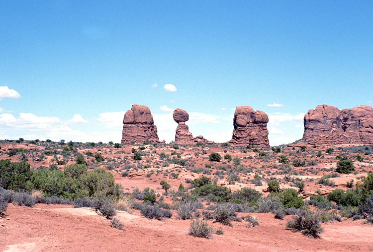 90-08-03, 24, Arches National Park. Utah