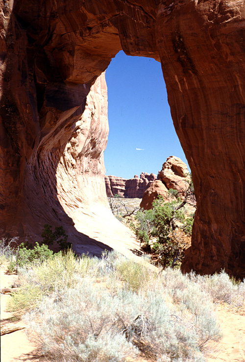 90-08-03, 40, Arches National Park. Utah