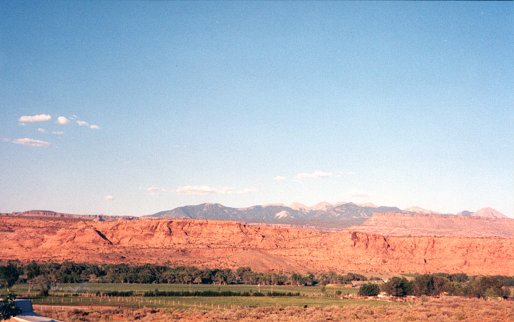 90-08-03, 43, Moah, Campground. Utah