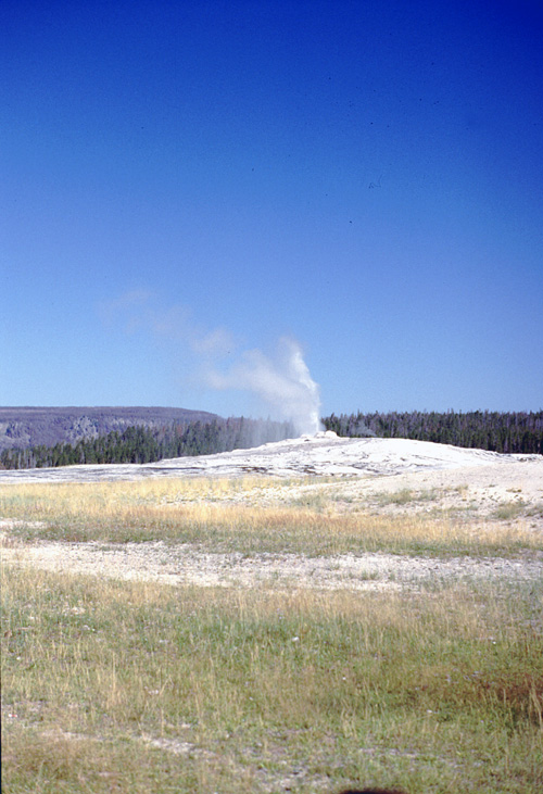 90-08-08, 25, Yellow Stone National Park. Wyoming