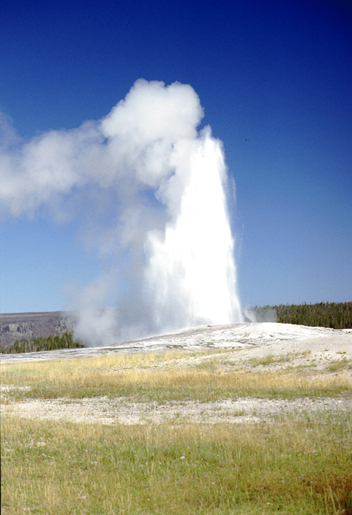 90-08-08, 26, Yellow Stone National Park. Wyoming