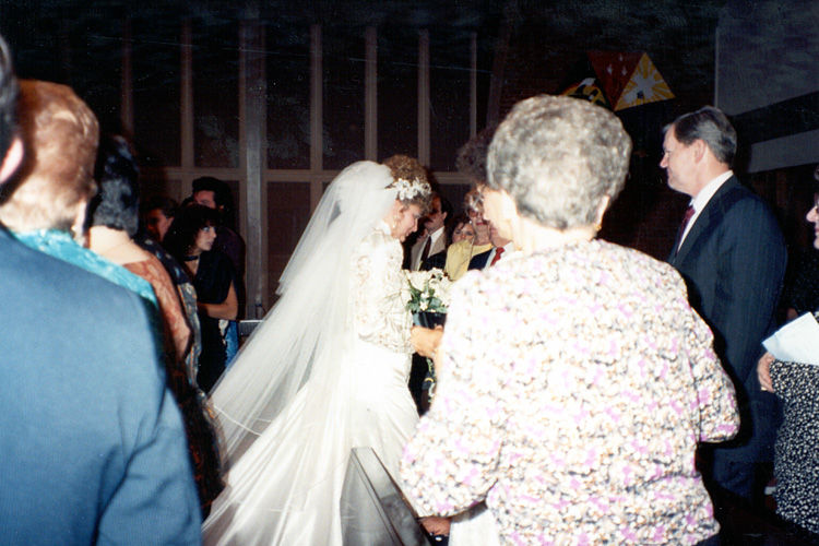 90-09-00, 00, Kathy's Wall, Wedding