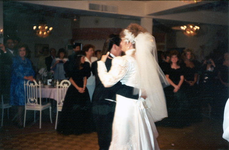 90-09-00, 11, Kathy's Wall, Wedding