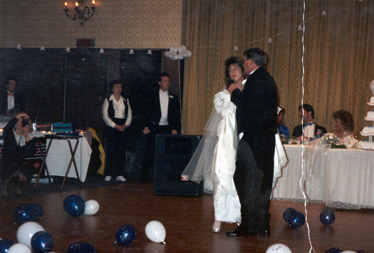 90-11-00, 14, Kathy's Wall, Wedding