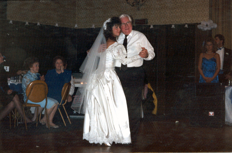 90-11-00, 16, Kathy's Wall, Wedding