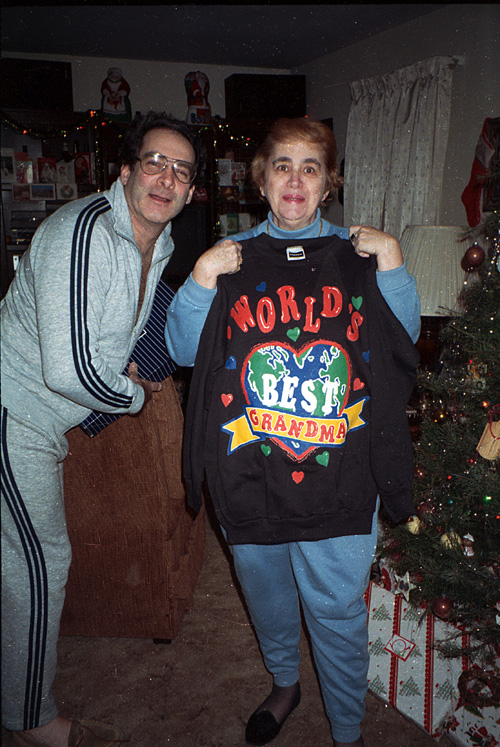 92-12-25, 04, Gerry and Grandma, Chrismas, Saddle Brook, NJ