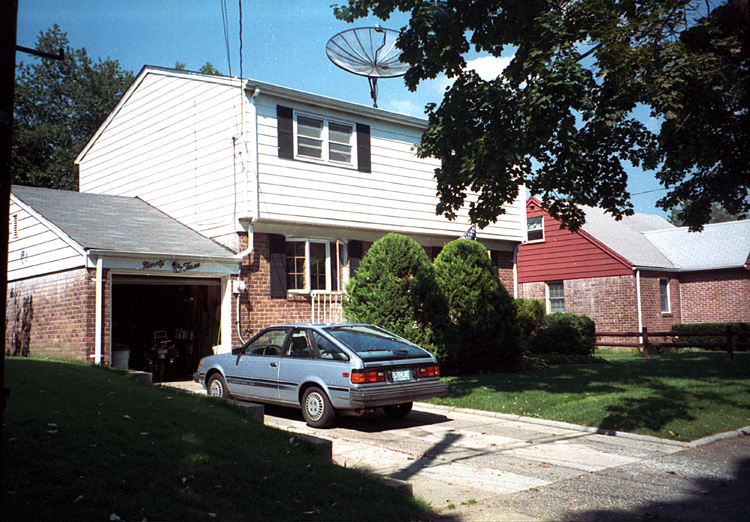 93-07-00, 04, 93 Taggart Way, Saddle Brook, NJ