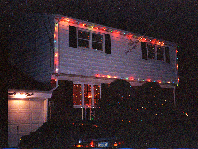 93-12-25, 13, Christmas Lights, 93 Taggart Way, Saddle Brook