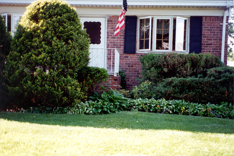 94-05-31, 01, House, Memorial Day, Saddle Brook, NJ