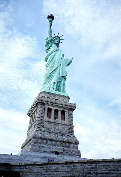 94-08-01, 21, Statue of Liberty, NY