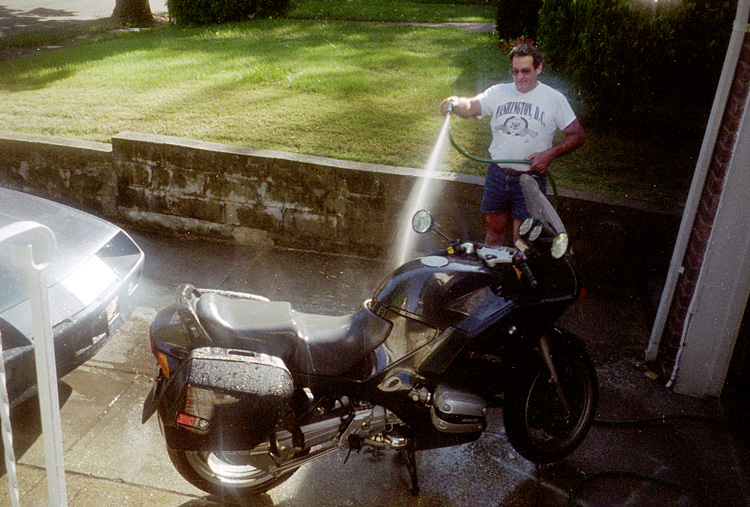 95-08-00, 19, Gerry Cleaning Bike