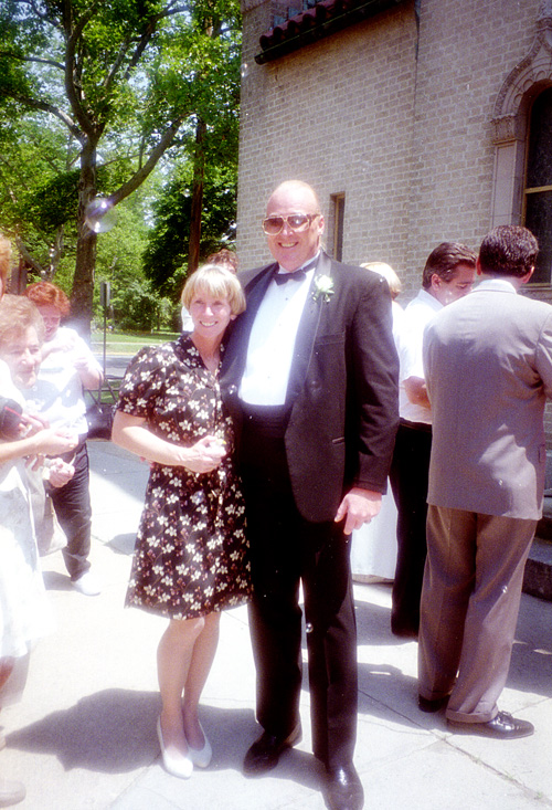 95-06-28, 25, Arlene and Richie Wall, 45th Anniversary