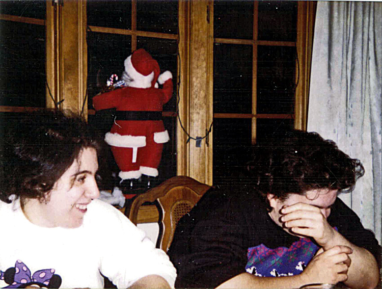 95-12-25, 00s, Nancy and Caron, Christmas, NJ