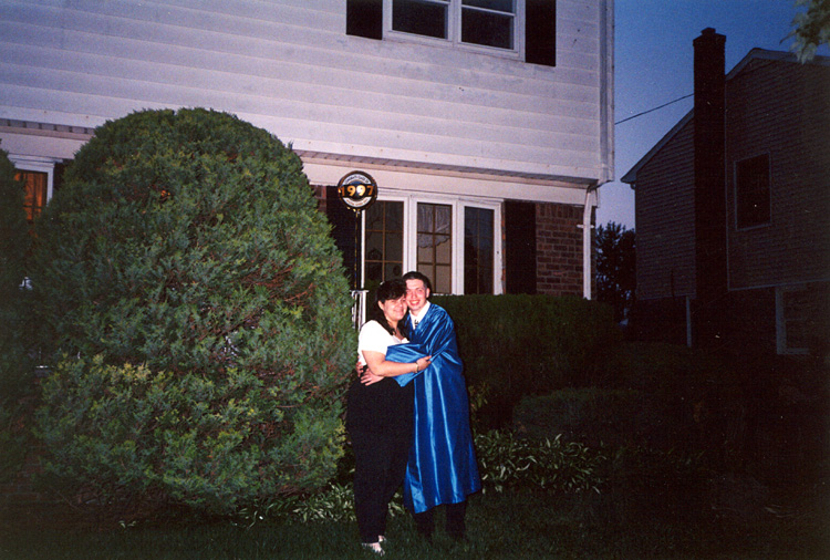 97-06-19, 26, Lisa and Michael, Michael's Grad, SB, NJ