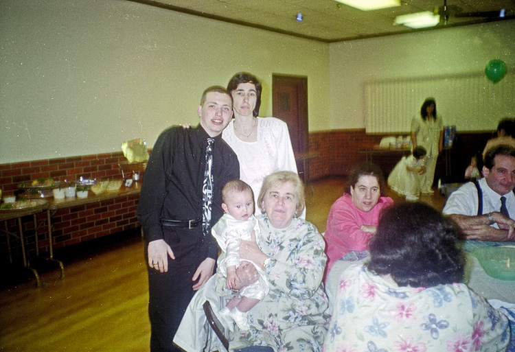 98-04-19, 17, Grandma Mikey Michael Linda Nancy Christening