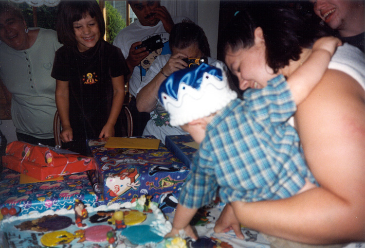 98-09-19, 22, Anrdea, Lisa and Mikey, 1st Birthday