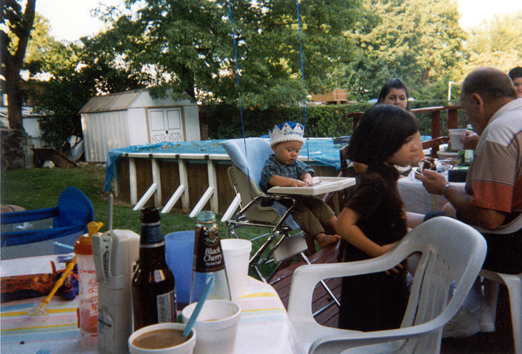 98-09-19, 24, Andrea, Mikey and Doug, 1st Birthday