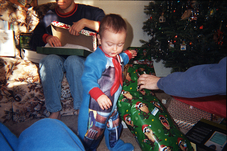 98-12-25, 04, Mikey, Christmas, NJ