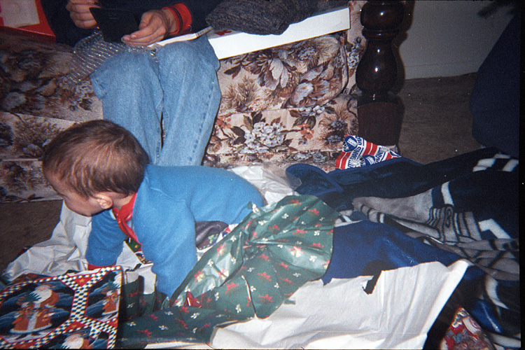 98-12-25, 08, Mikey, Christmas, NJ