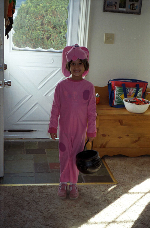 99-10-31, 23, Andrea, Halloween, Saddle Brook, NJ