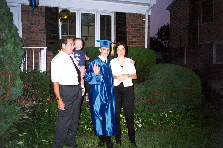 99-06-25, 19s, Gerry, Mikey, Brian, Linda, Brian's Graduation