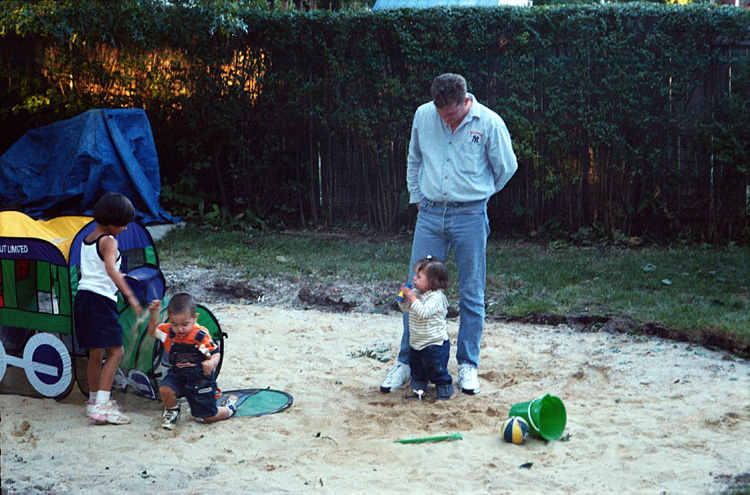 99-09-18, 20, Andrea, Mikey, Janisa & Ed Mcgee, Mikey's 2nd