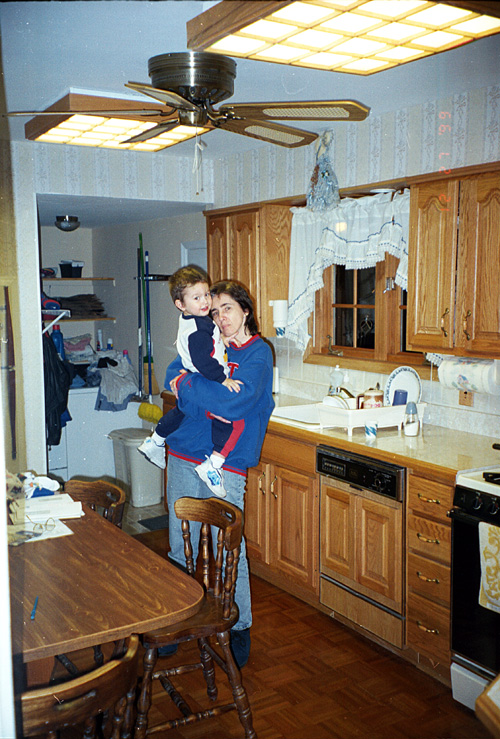 99-12-27, 06, Mikey and Linda, Chritmas Holidays