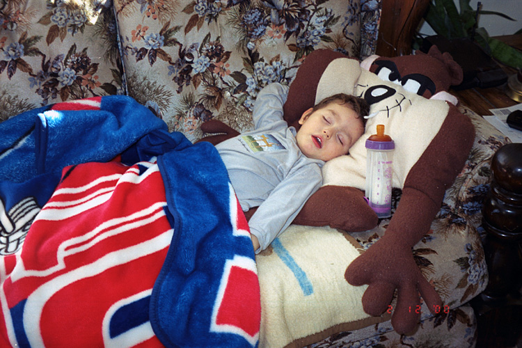 00-02-12, 16, Mikey asleep, Saddle Brook, NJ