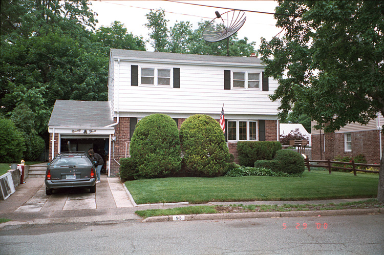 00-05-28, 21, 93 Taggart Way, Saddle Brook, NJ