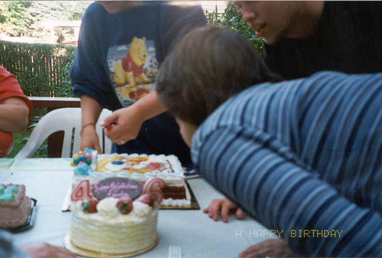 00-09-17, 22s, Linda Blowing out Candles, Mikey's Birthday