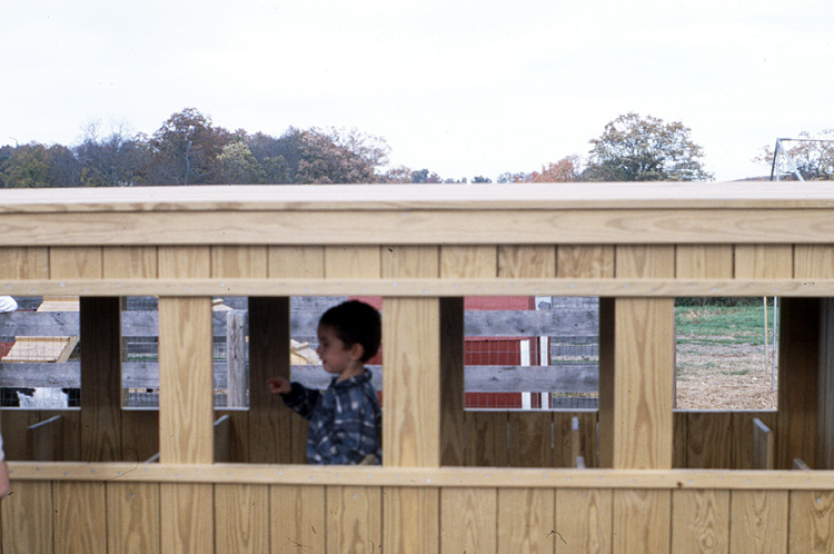 00-10-14, 23, Mikey's Bus, Pumkin Picking Farm, NJ