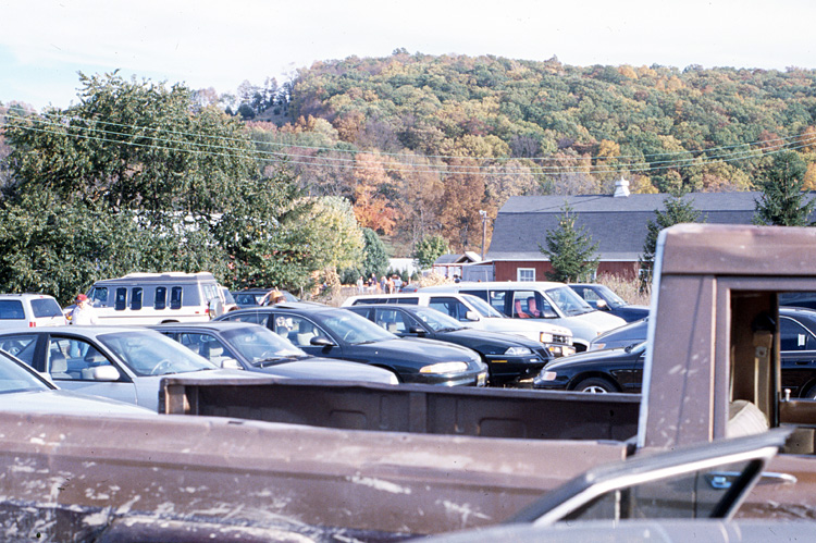 00-10-14, 25, Parking Lot, Pumkin Picking Farm, NJ