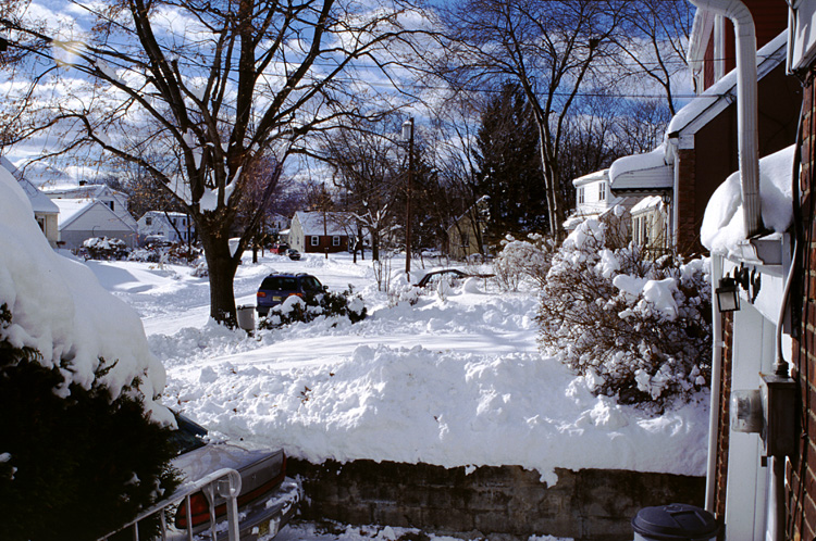 00-12-31, 16, Big Snow of 2000', Taggart Way, Saddle Brook