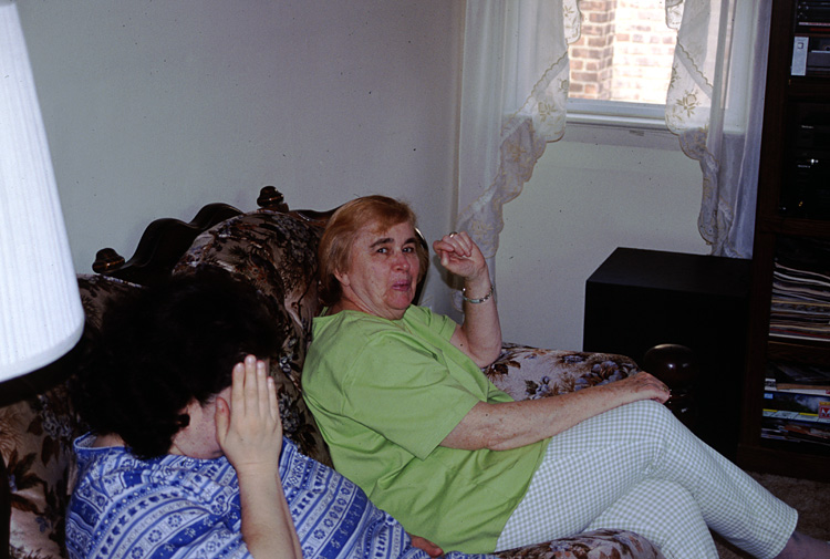 01-04-15, 08, Karen and Grandma, Easter, Saddle Brook, NJ