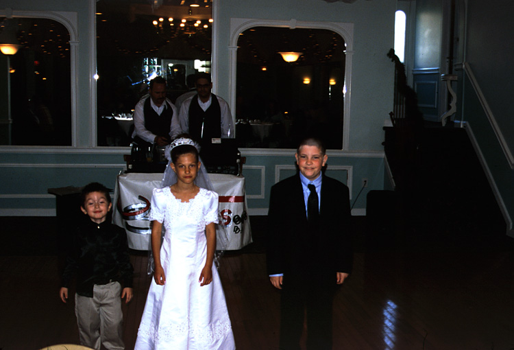 01-05-06, 31, Mikey, Andrea and PJ, Andrea's Communion