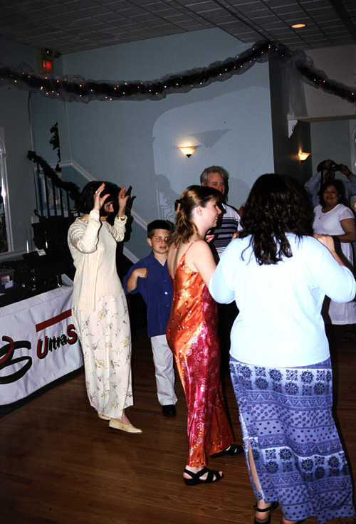 01-05-06, 41, Dance Floor, Andrea's Communion