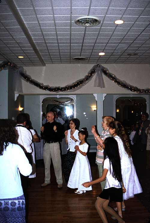 01-05-06, 42, Dance Floor, Andrea's Communion