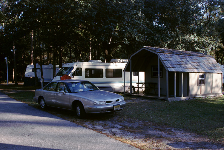 02-12-21, 01, KOA Kamping Cabin, Mims, Florida