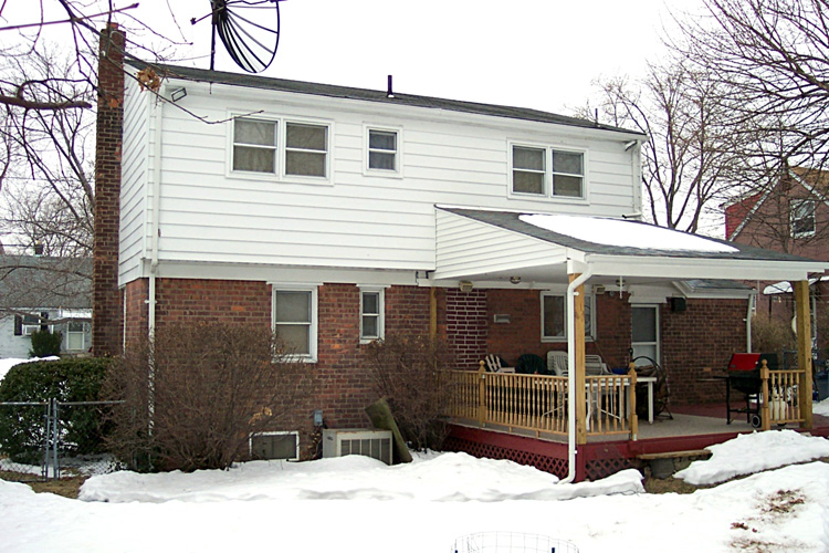 03-03-01, 11, Rear of house, Saddle Brook, NJ