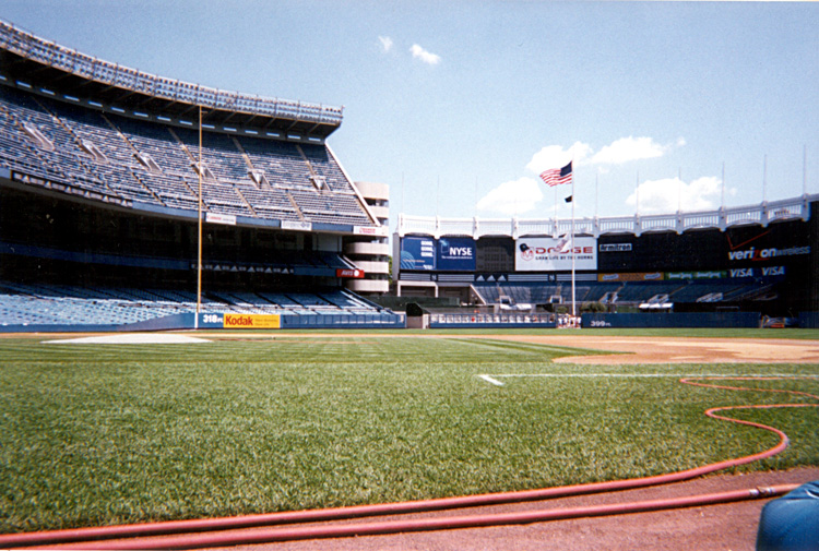 03-08-29, 08, Yankee Stadium, Yankee Game