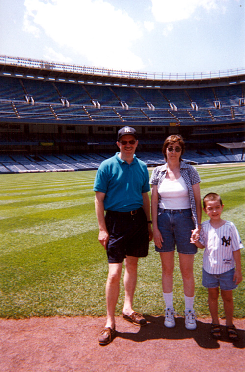 03-08-29, 15, Bill, Linda and Mikey, Yankee Game