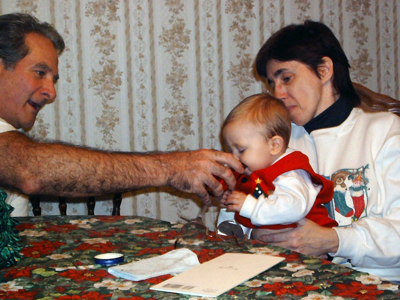 03-12-25, 42, Christmas, Gerry, Linda & Connor, Saddle Brook, NJ