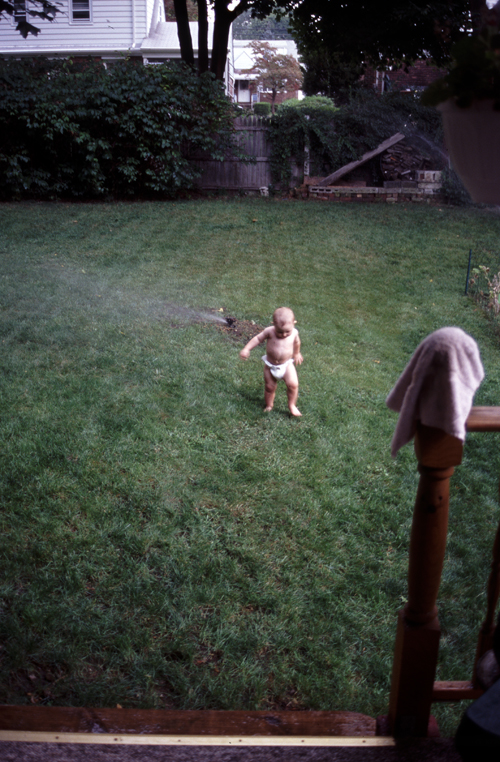 04-08-15, 13, Mikey and Connor in the sprinklers